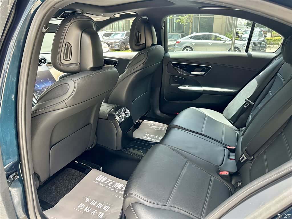 Mercedes-Benz C-Class, 2022 10
