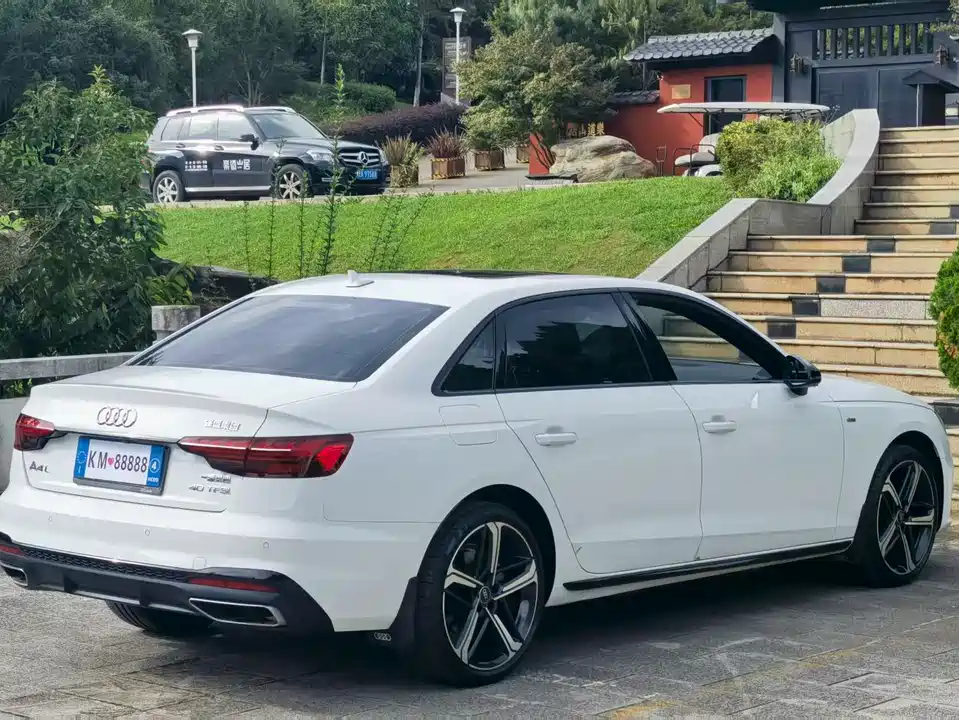 Audi A4L
