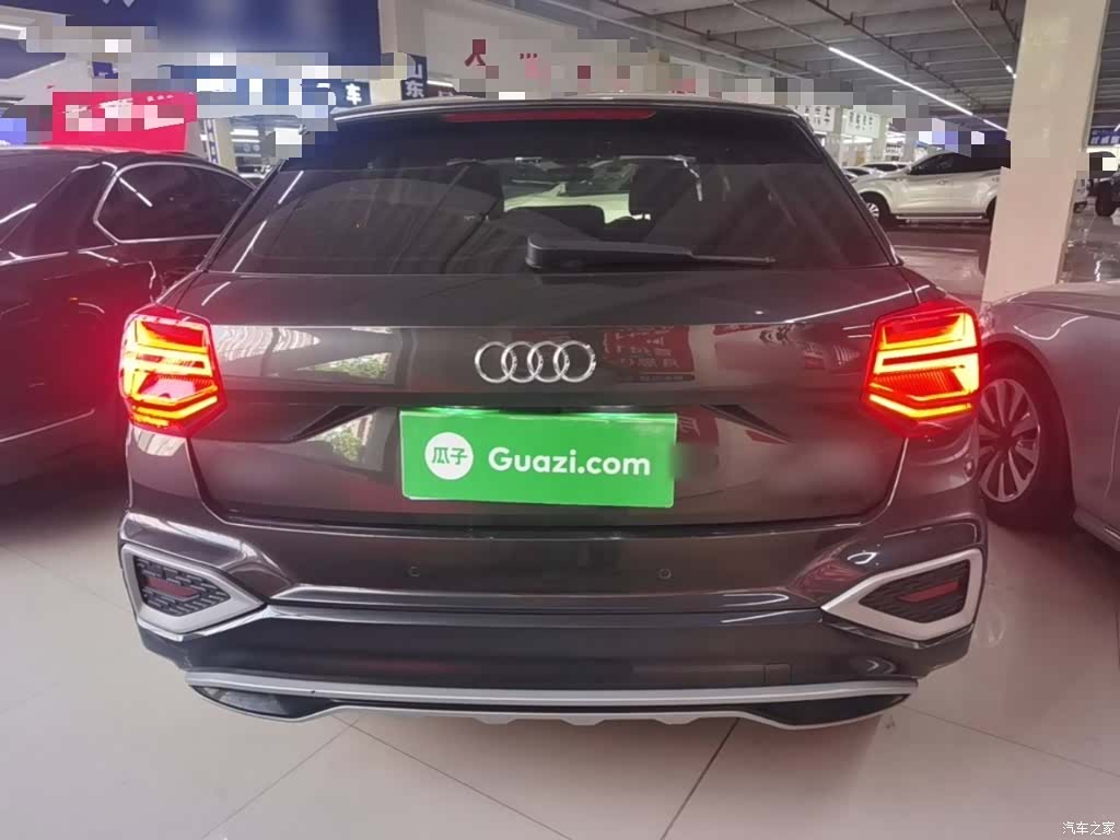Audi Q2L, 2023 6