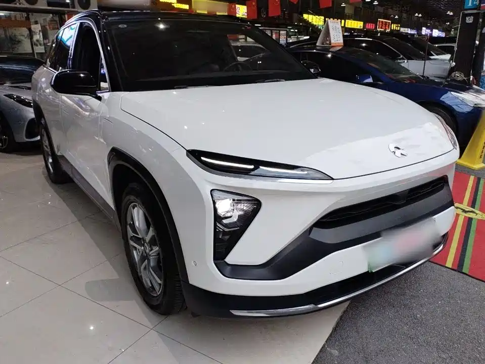 NIO ES6