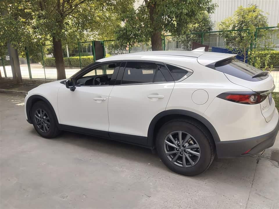 Mazda CX-4