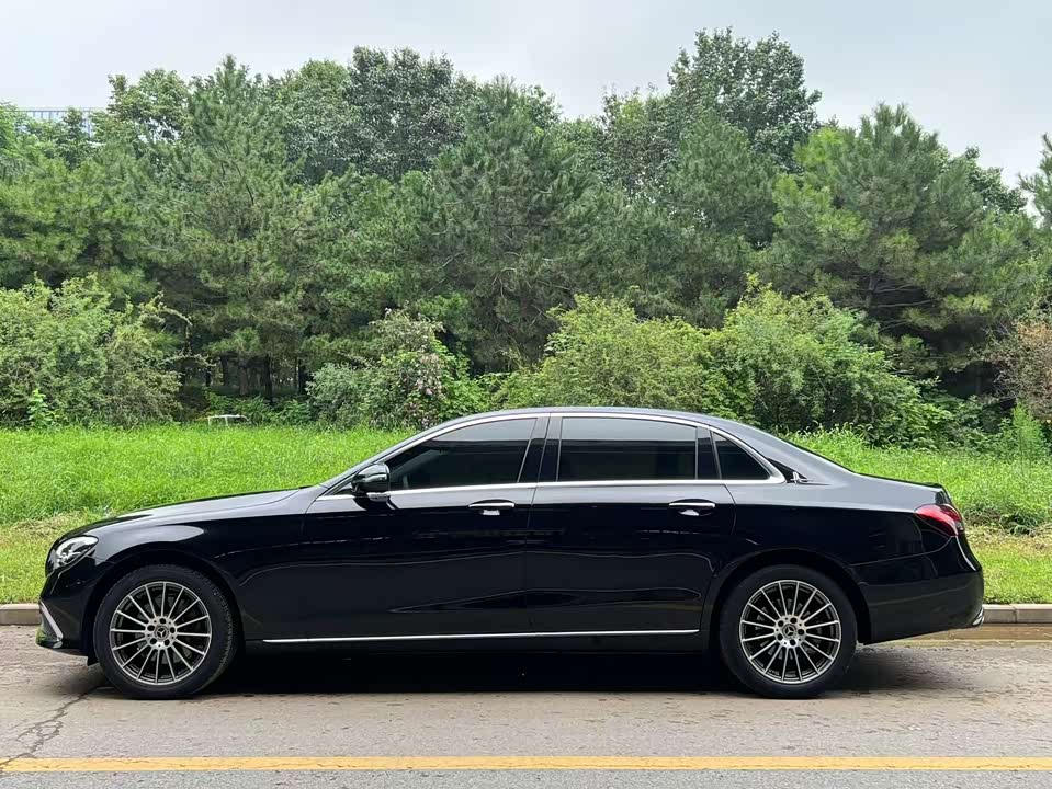 Mercedes-Benz E-class Mercedes-Benz E-class