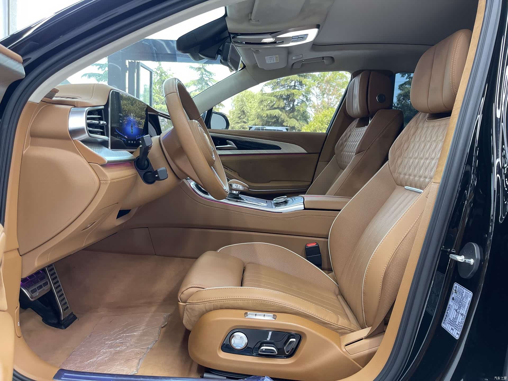 Hongqi H9, 2022 19