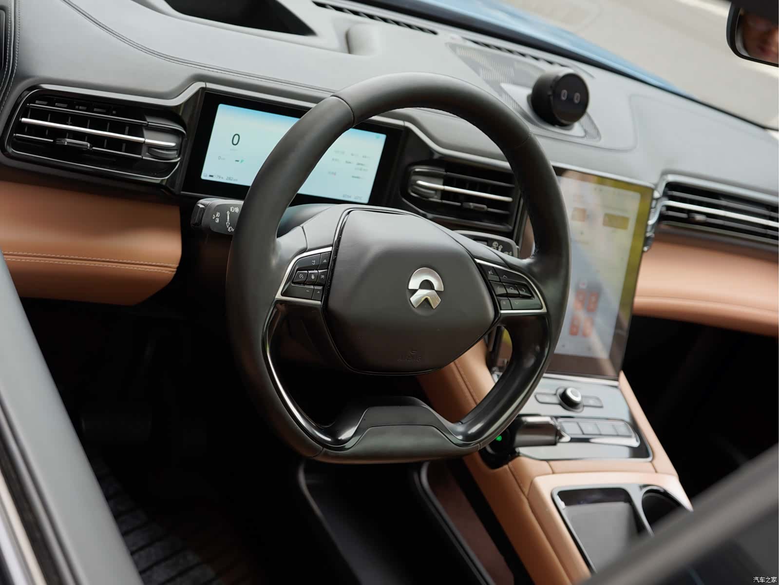 NIO ES8, 2018 10