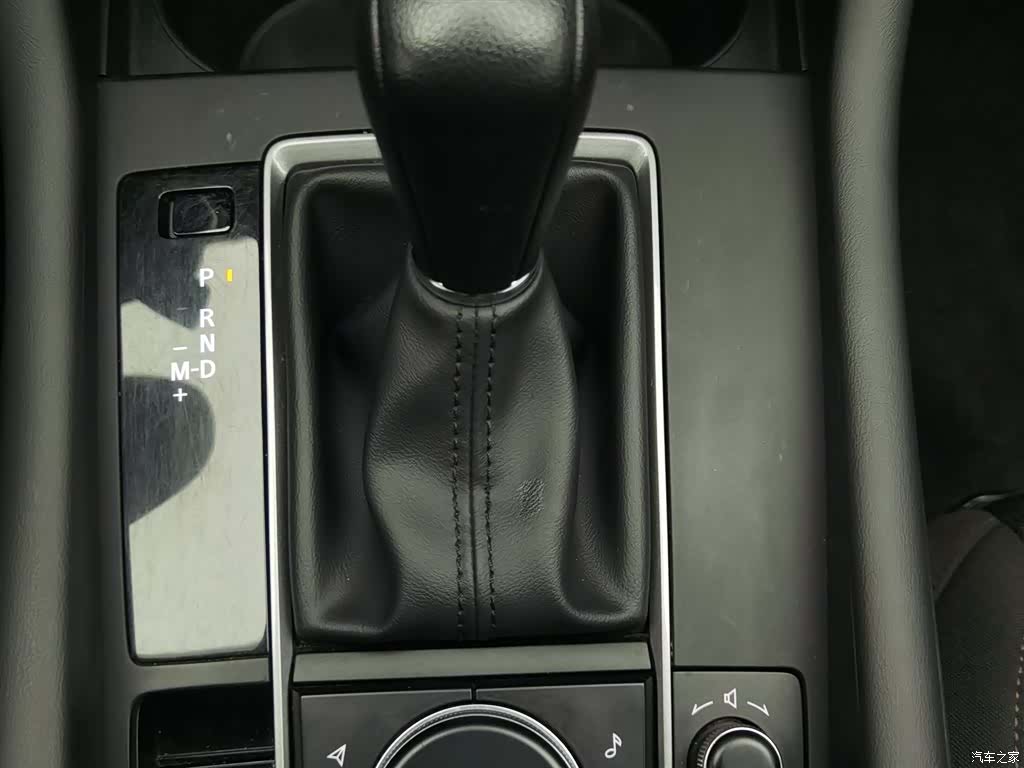 Mazda Mazda3, 2021 13