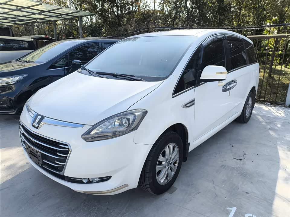 Luxgen Large 7 MPV