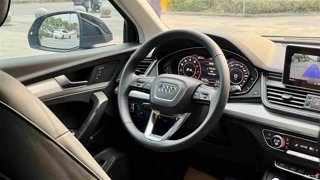 Audi Q5L, 2019 16