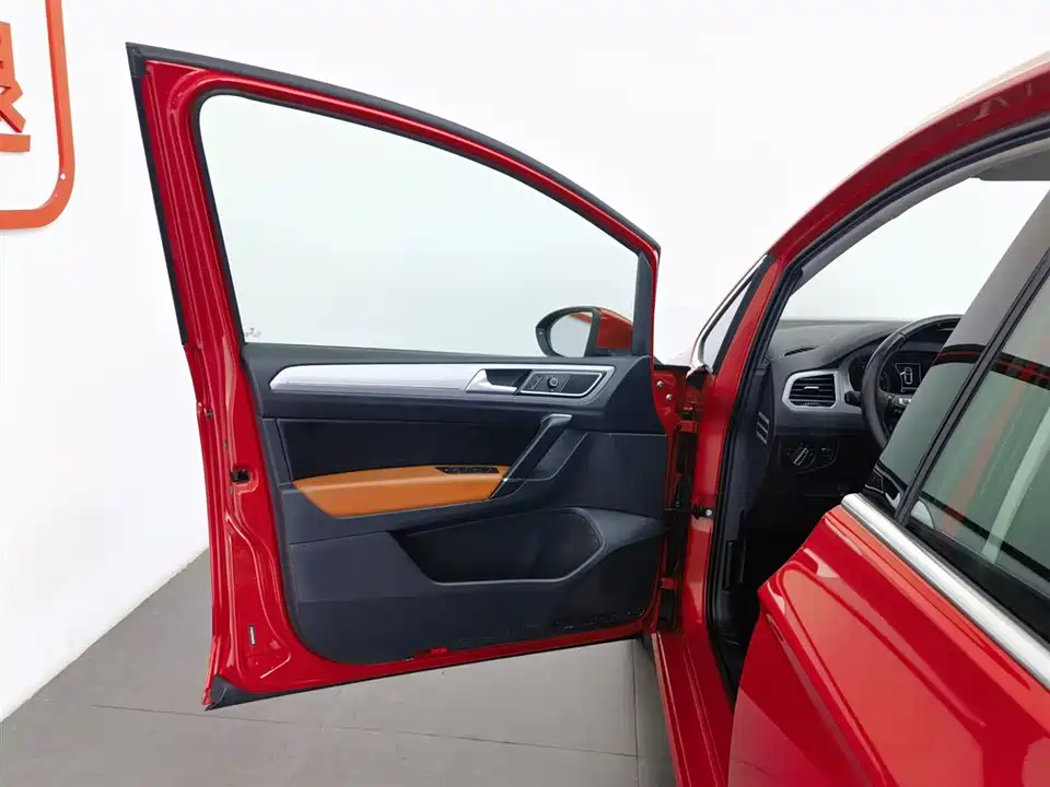 Volkswagen Golf*Jiayu