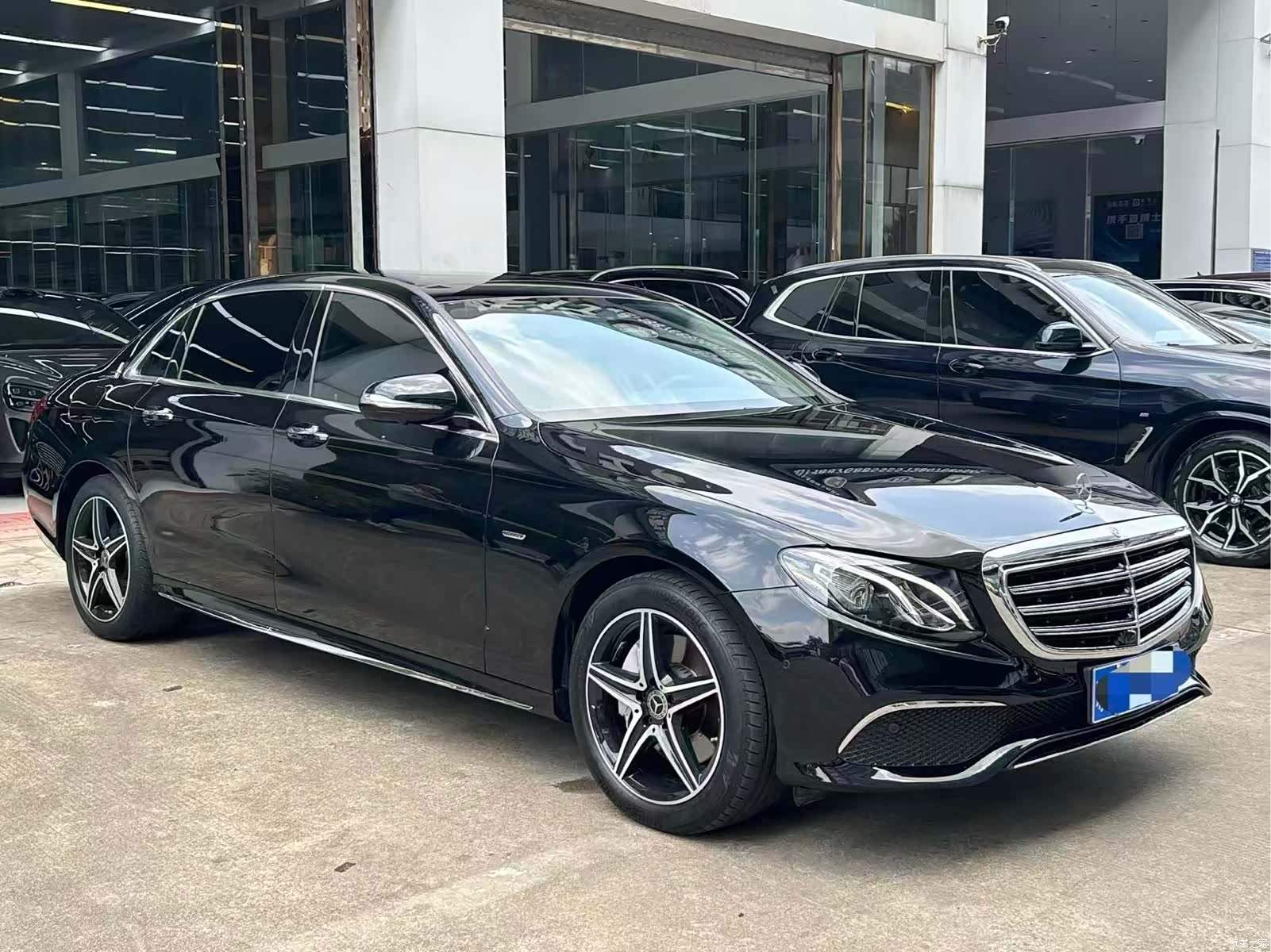 Mercedes-Benz E-Class, 2020 3