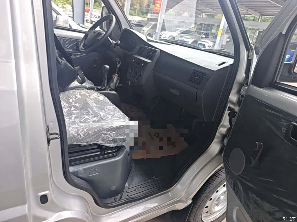 Wuling 1.5LLAR, 2026 11