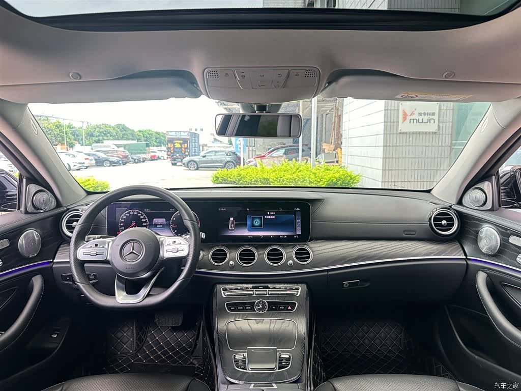 Mercedes-Benz E-Class, 2019 11