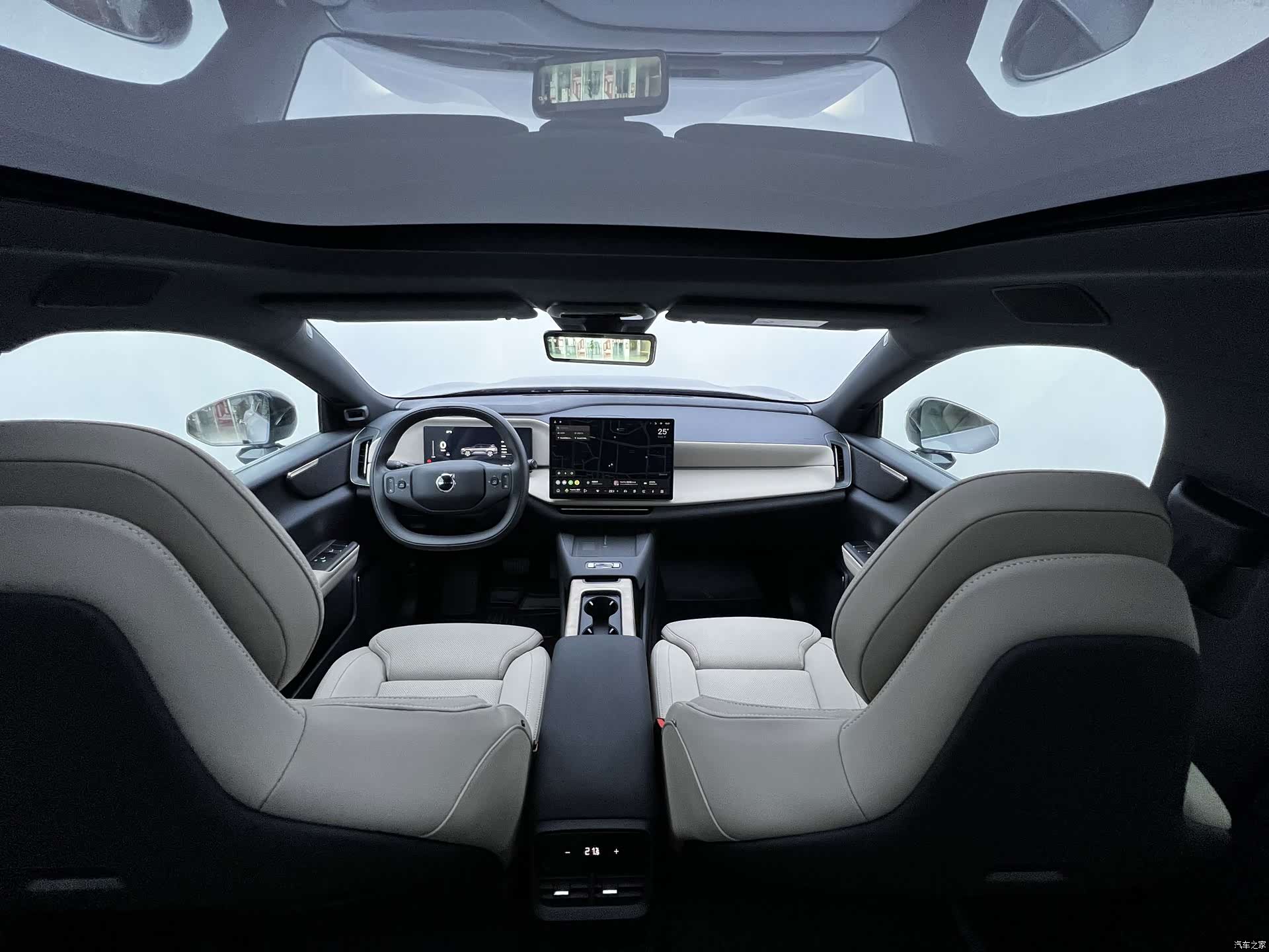 Volvo XC70, 2025 12