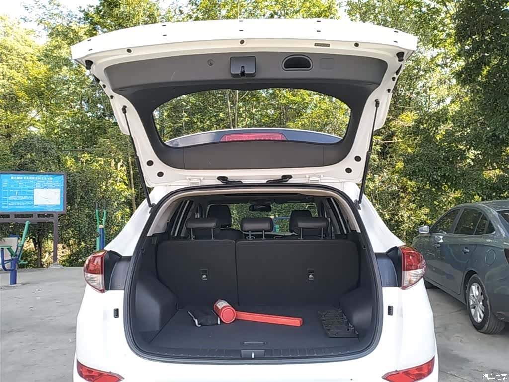Hyundai Tucson, 2016 19