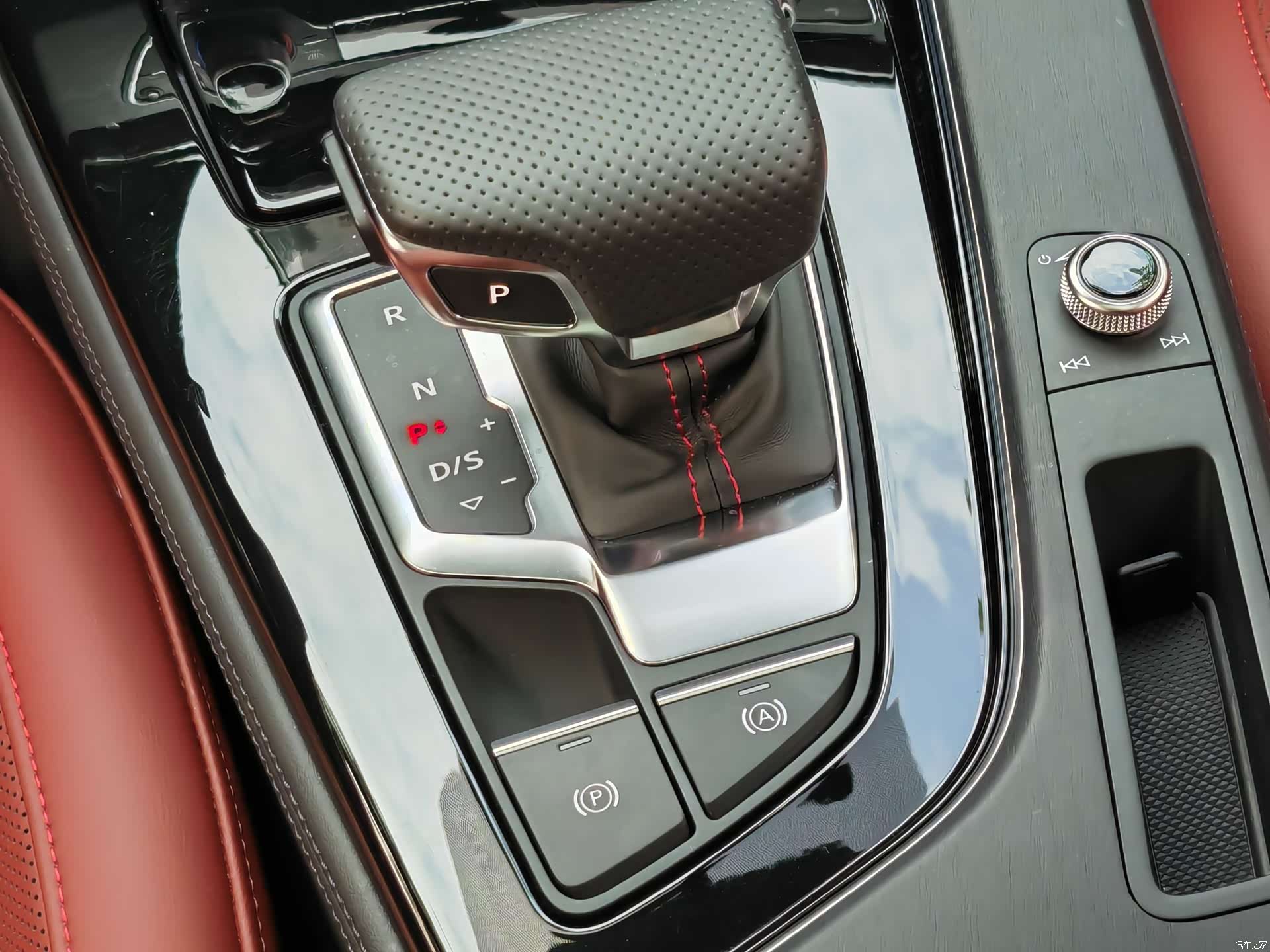 Audi A4L, 2025 13