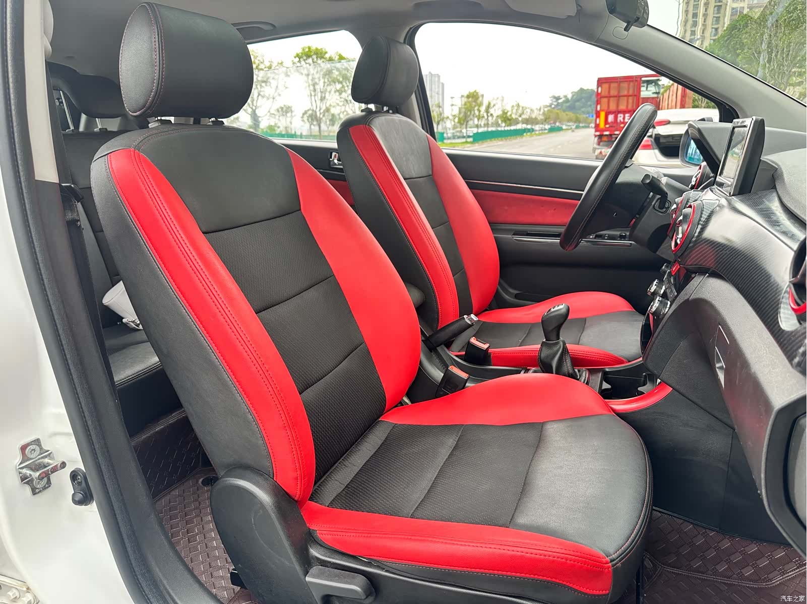 BAIC X25, 2016 22