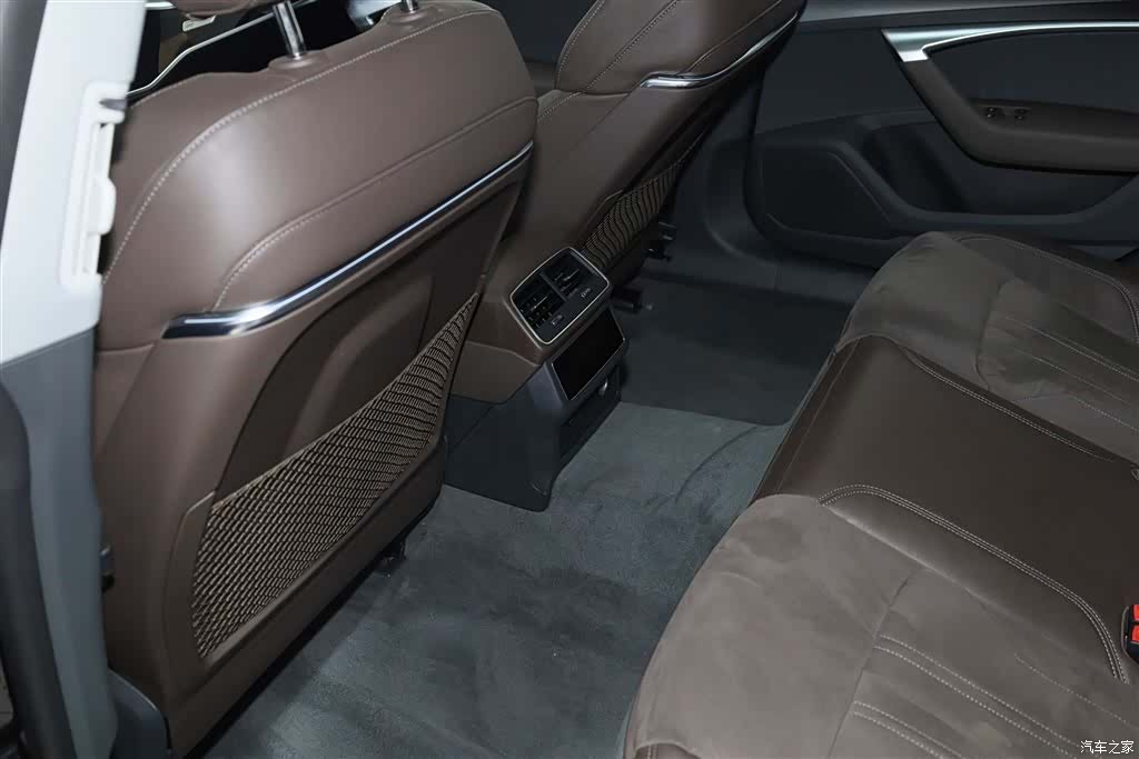 Audi A7L, 2024 24