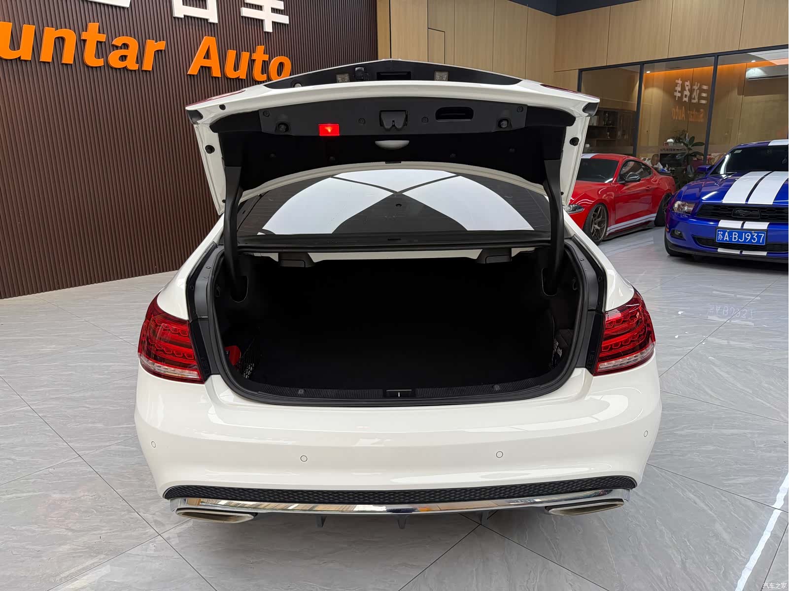 Mercedes-Benz E-Class, 2014 26