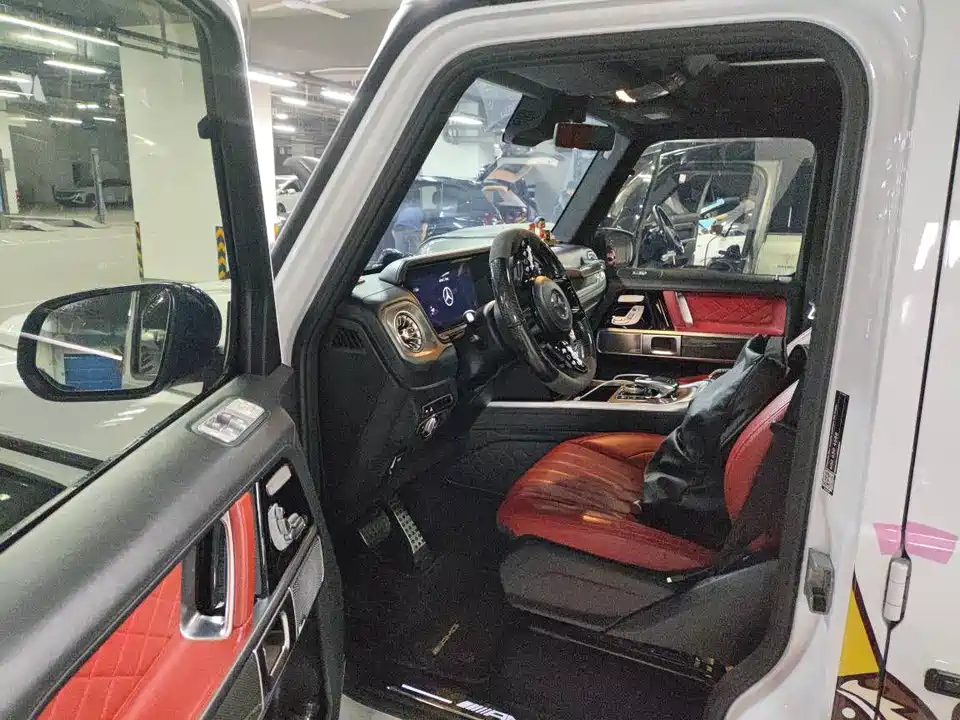 Mercedes-Benz G-class