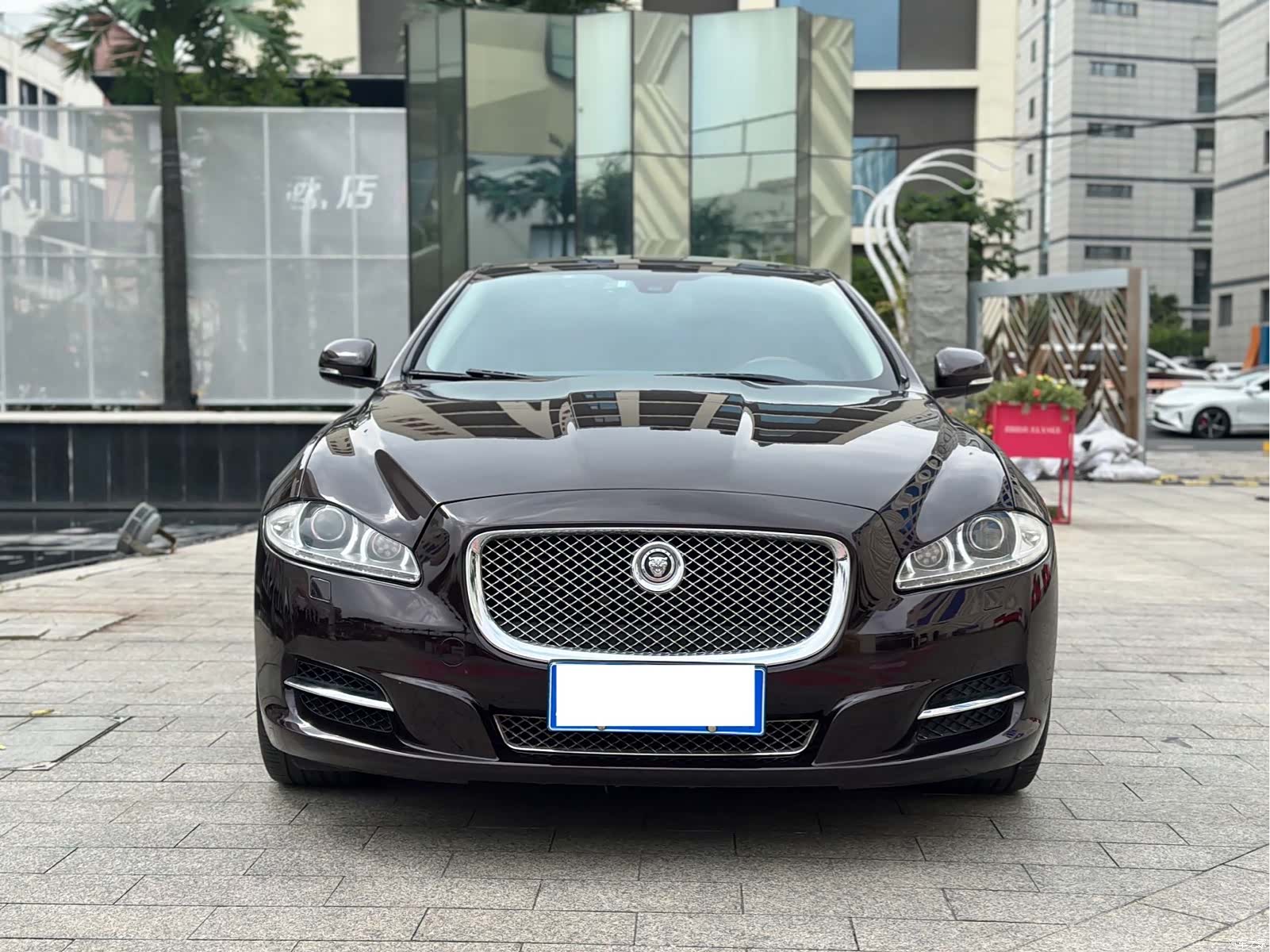 Jaguar XJ, 2013 2