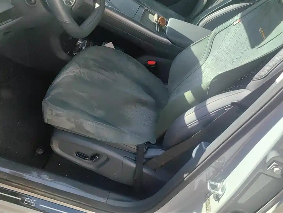 Geely Galaxy Galaxy E5