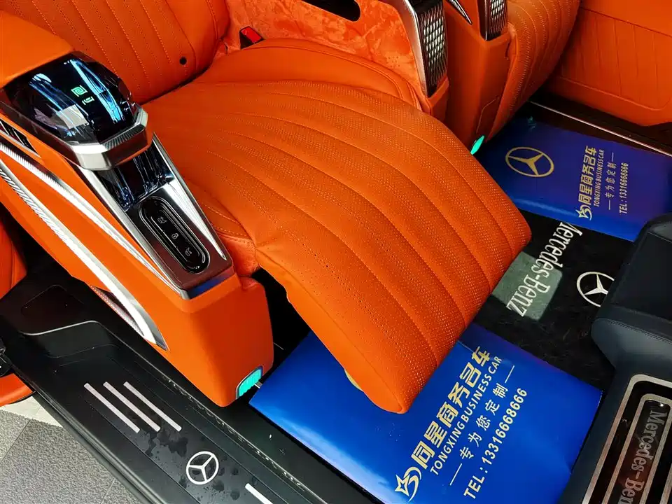 Mercedes-Benz V-class