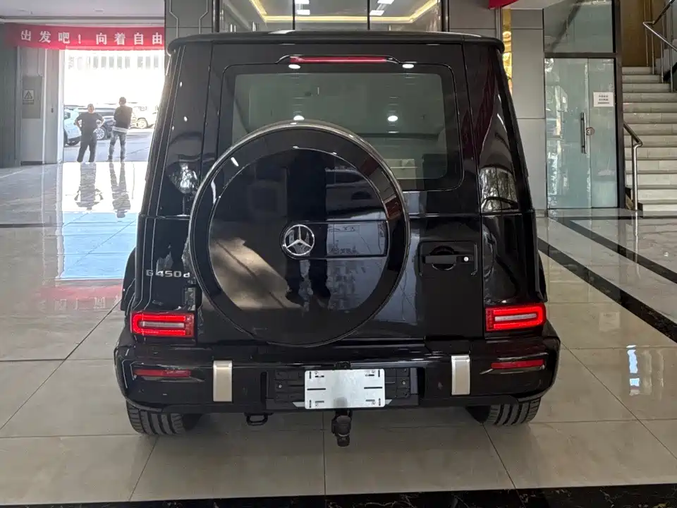 Mercedes-Benz G-class