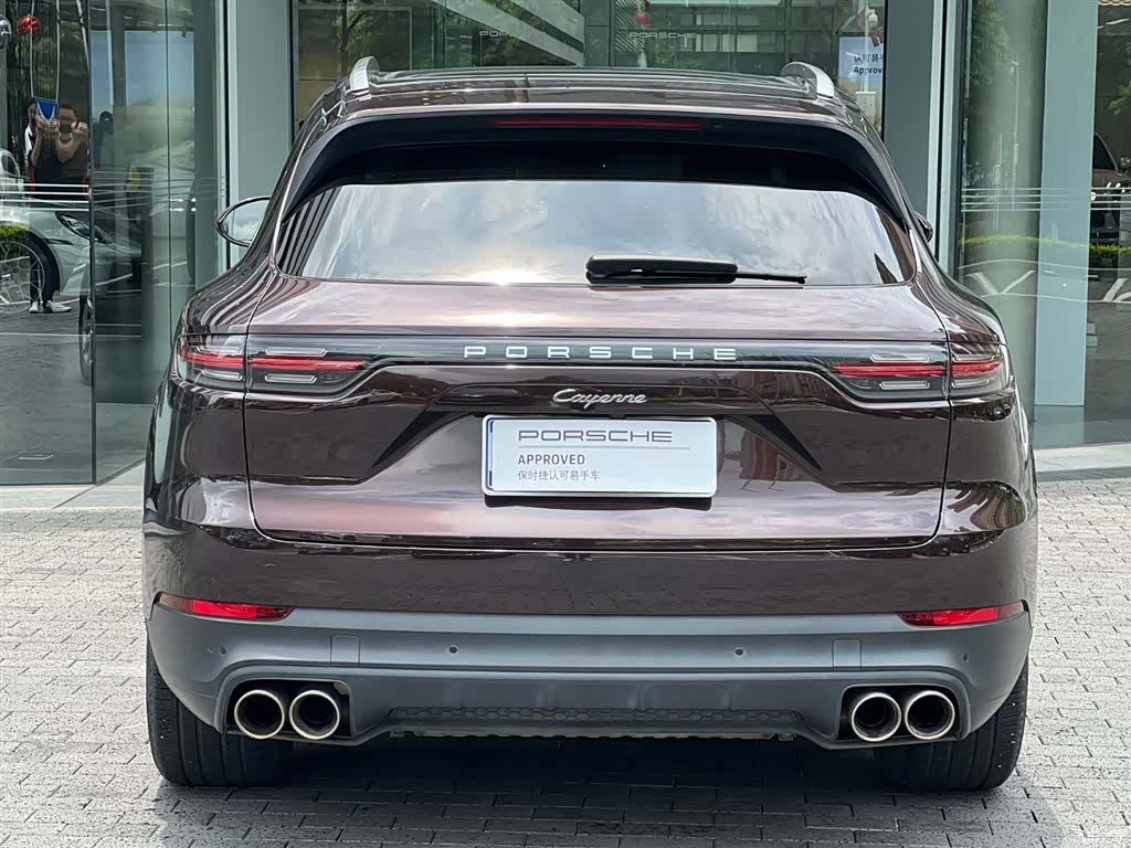 Porsche Cayenne, 2018 все фото
