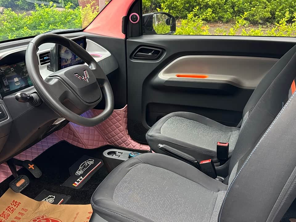 Wuling Hongguang MINIEV Wuling Hongguang MINIEV