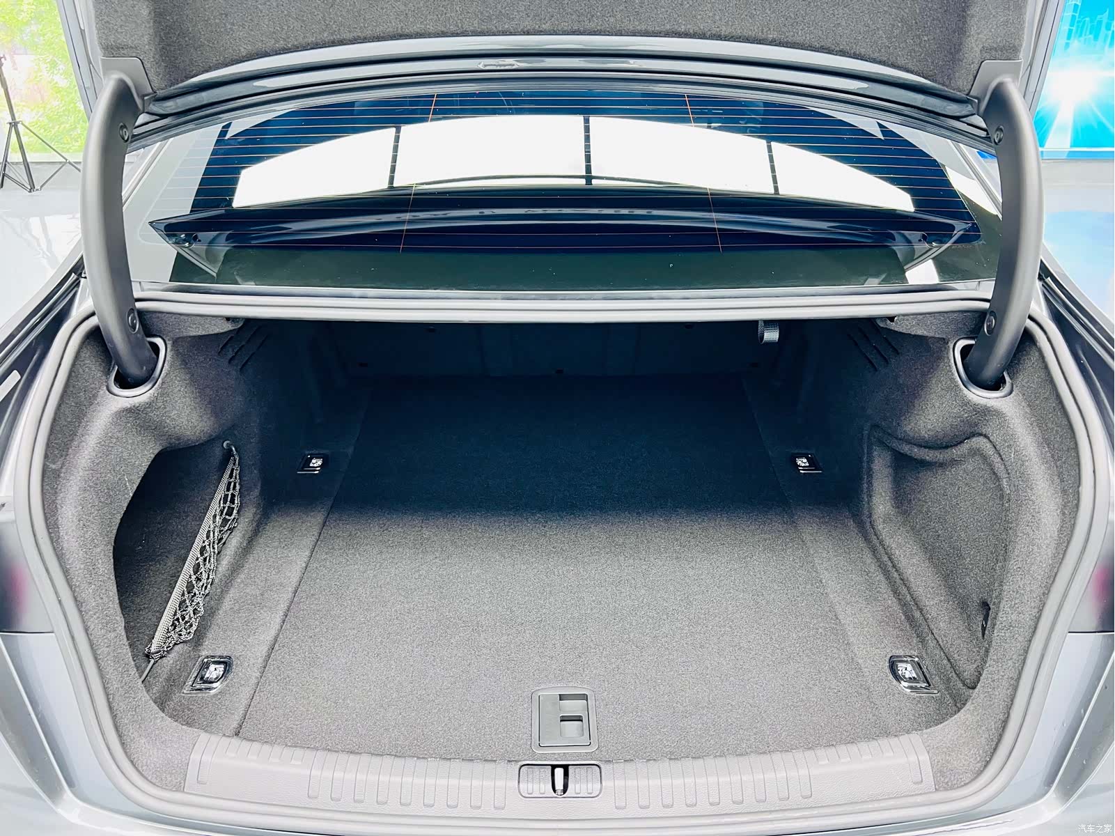 Audi A6L, 2020 23