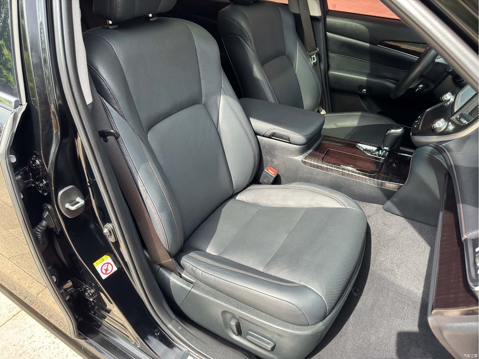 Toyota Crown, 2018 11