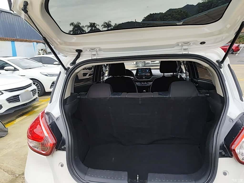 Wuling 310, 2021 19