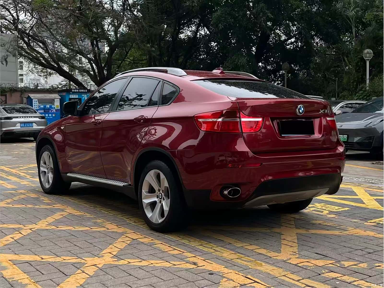 BMW X6, 2011 11