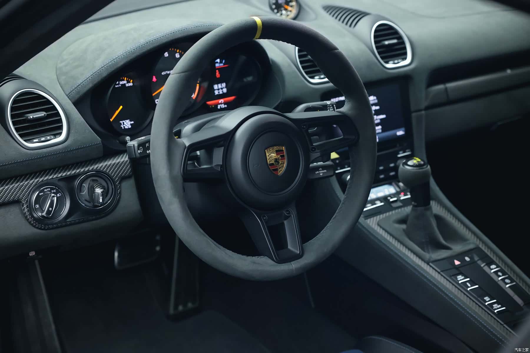 Porsche Cayman, 2023 10