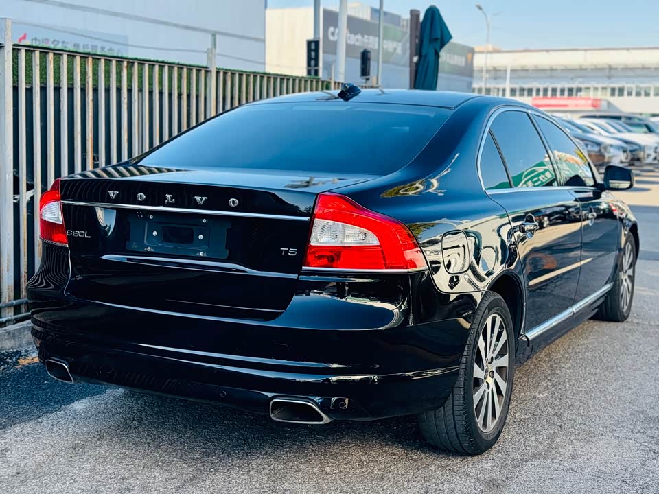 Volvo S80L