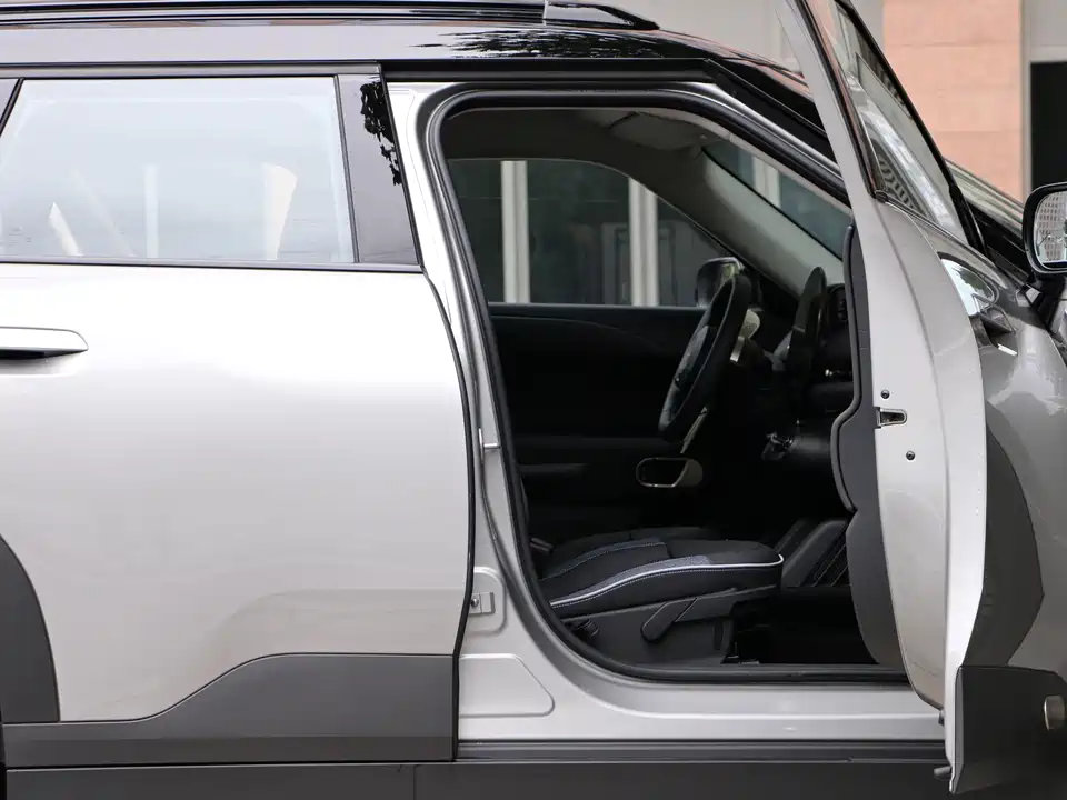 MINI Electric ACEMAN