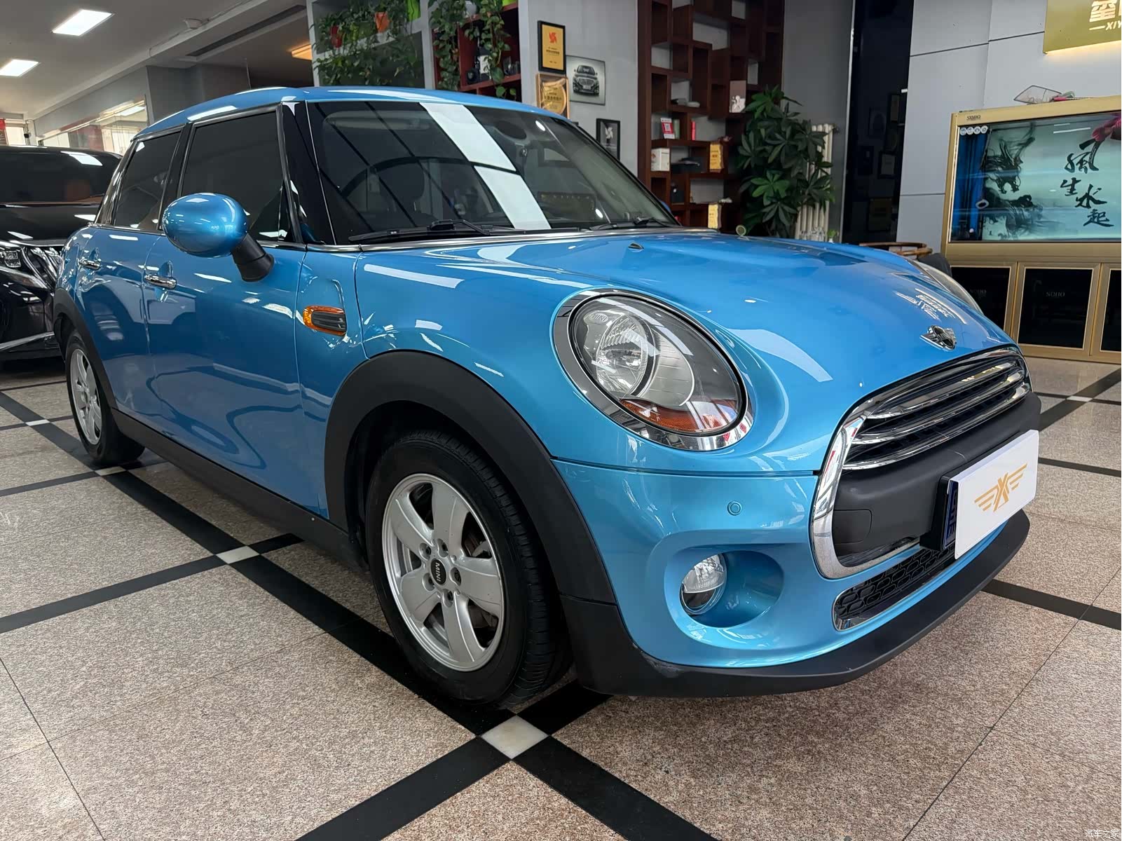 Mini ONE, 2017 3