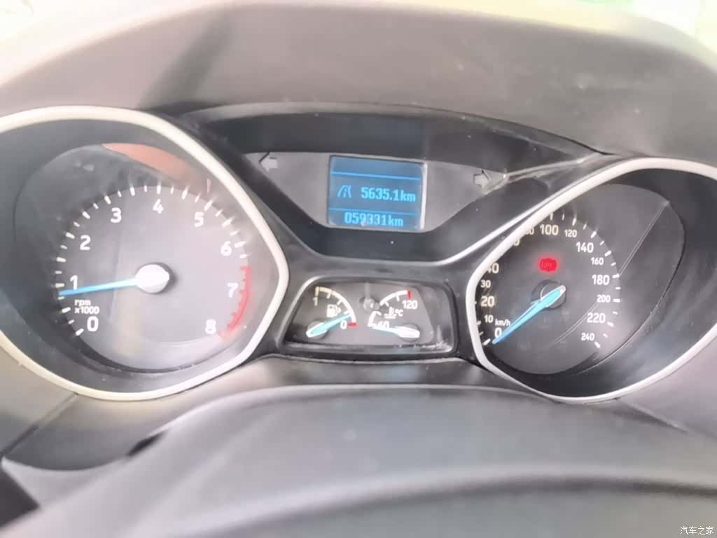 Ford Focus, 2017 12