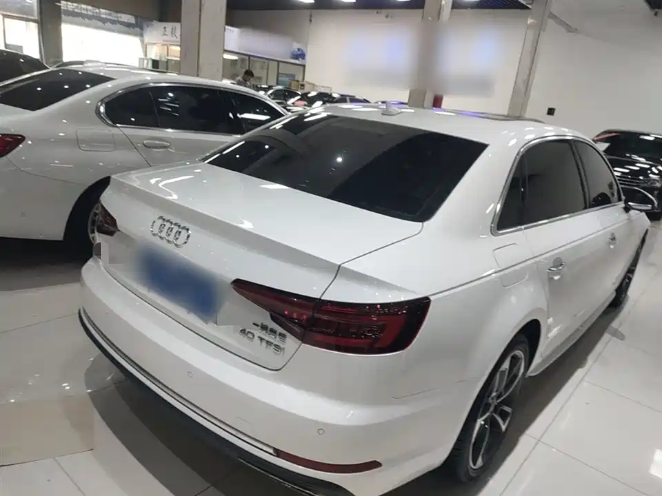 Audi A4L