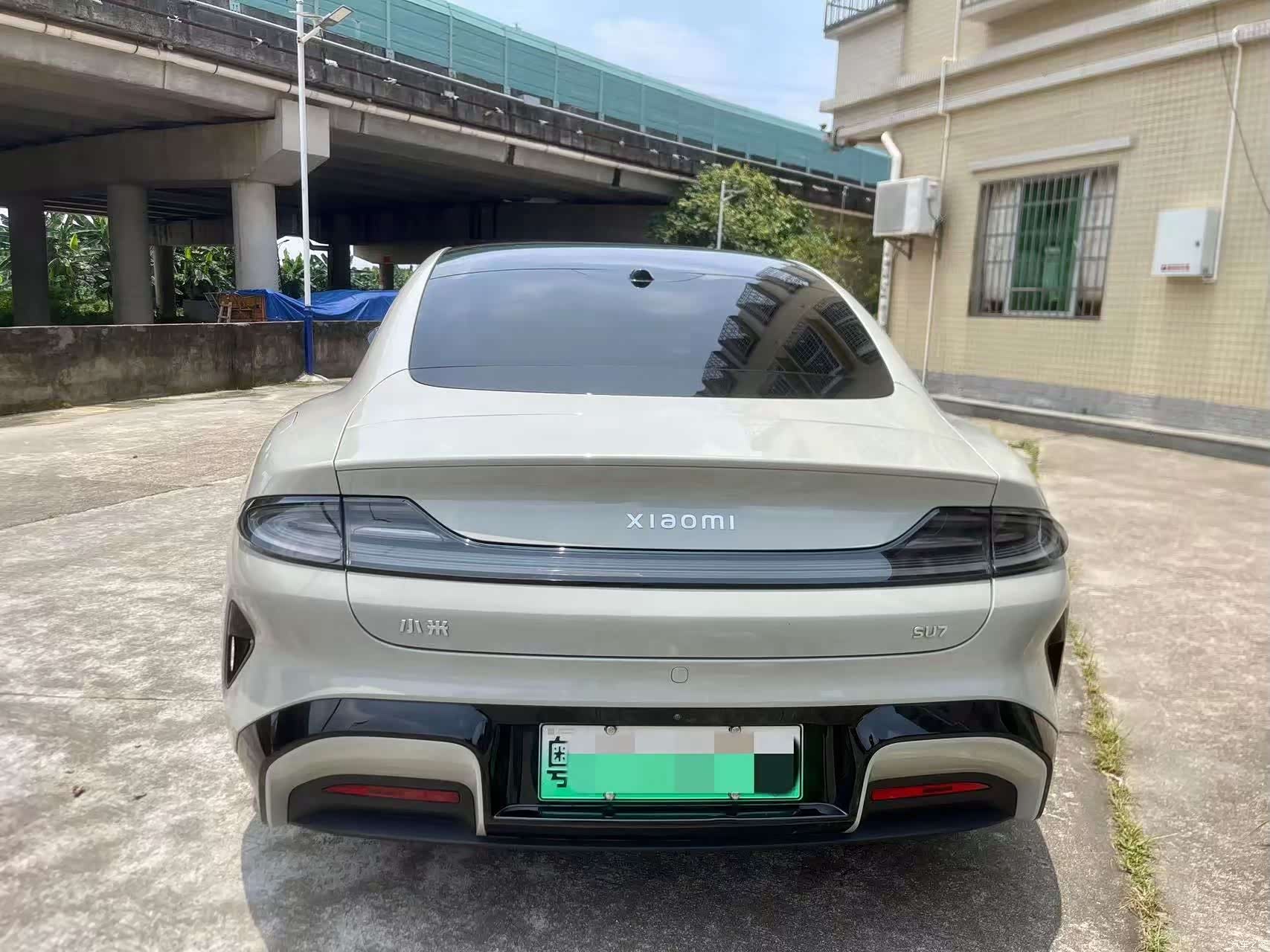 Xiaomi SU7, 2025 8