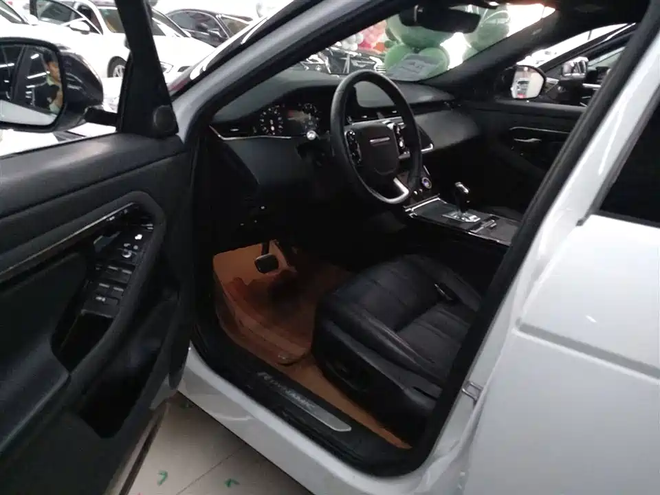 Land Rover Range Rover Aurora