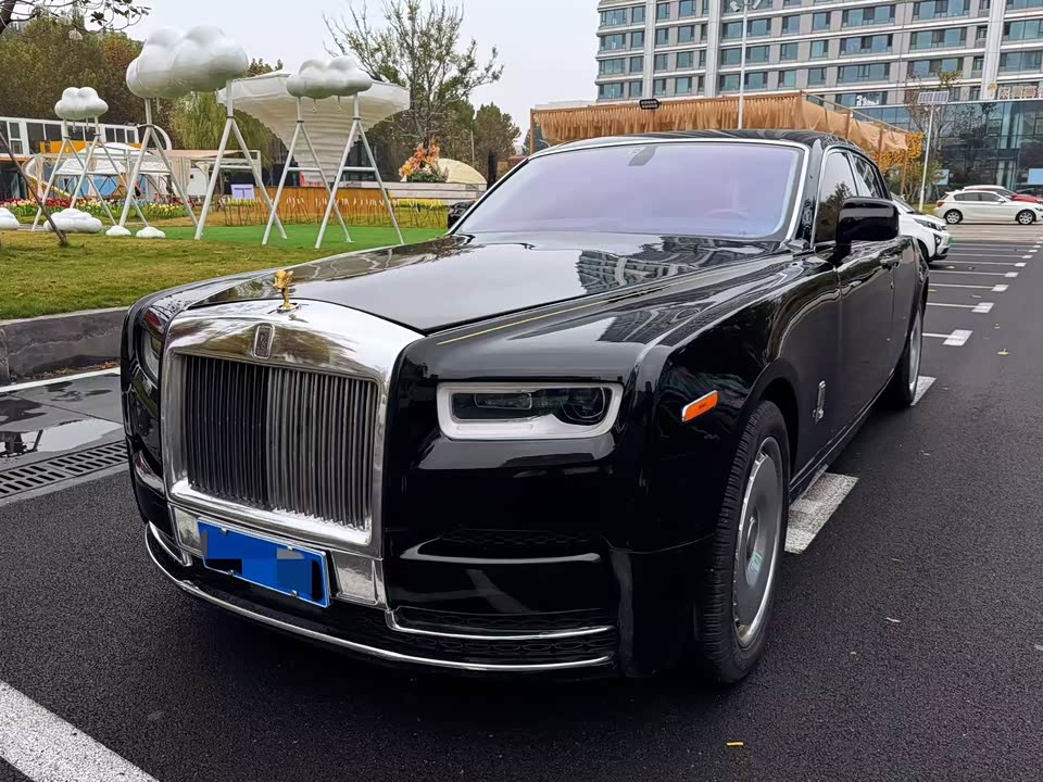 Rolls-Royce Phantom