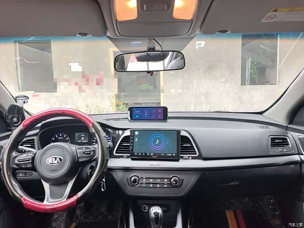 Kia K4, 2015 10