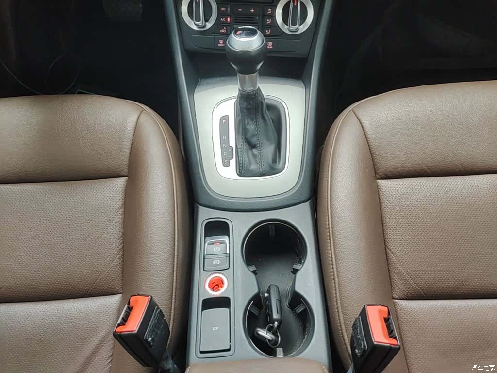 Audi Q3, 2016 14