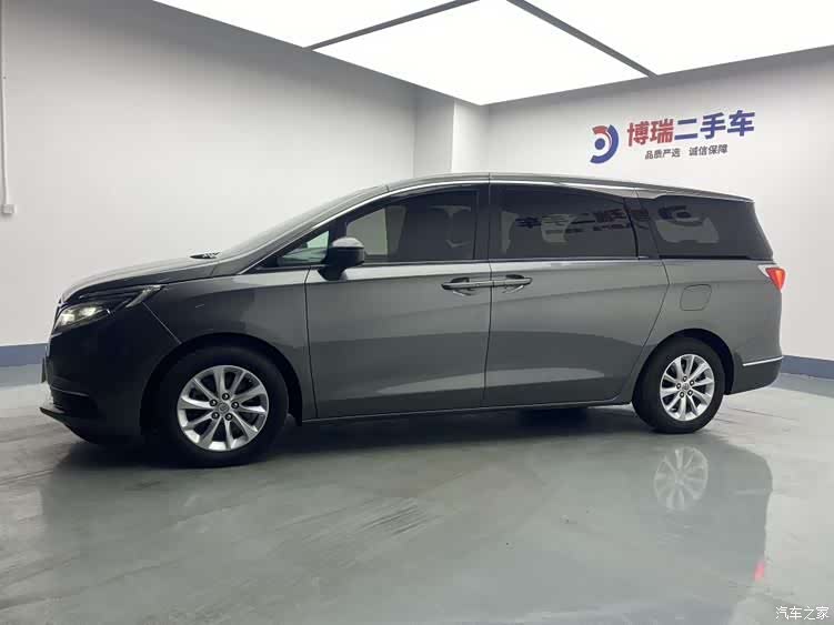 Buick GL8, 2017 24