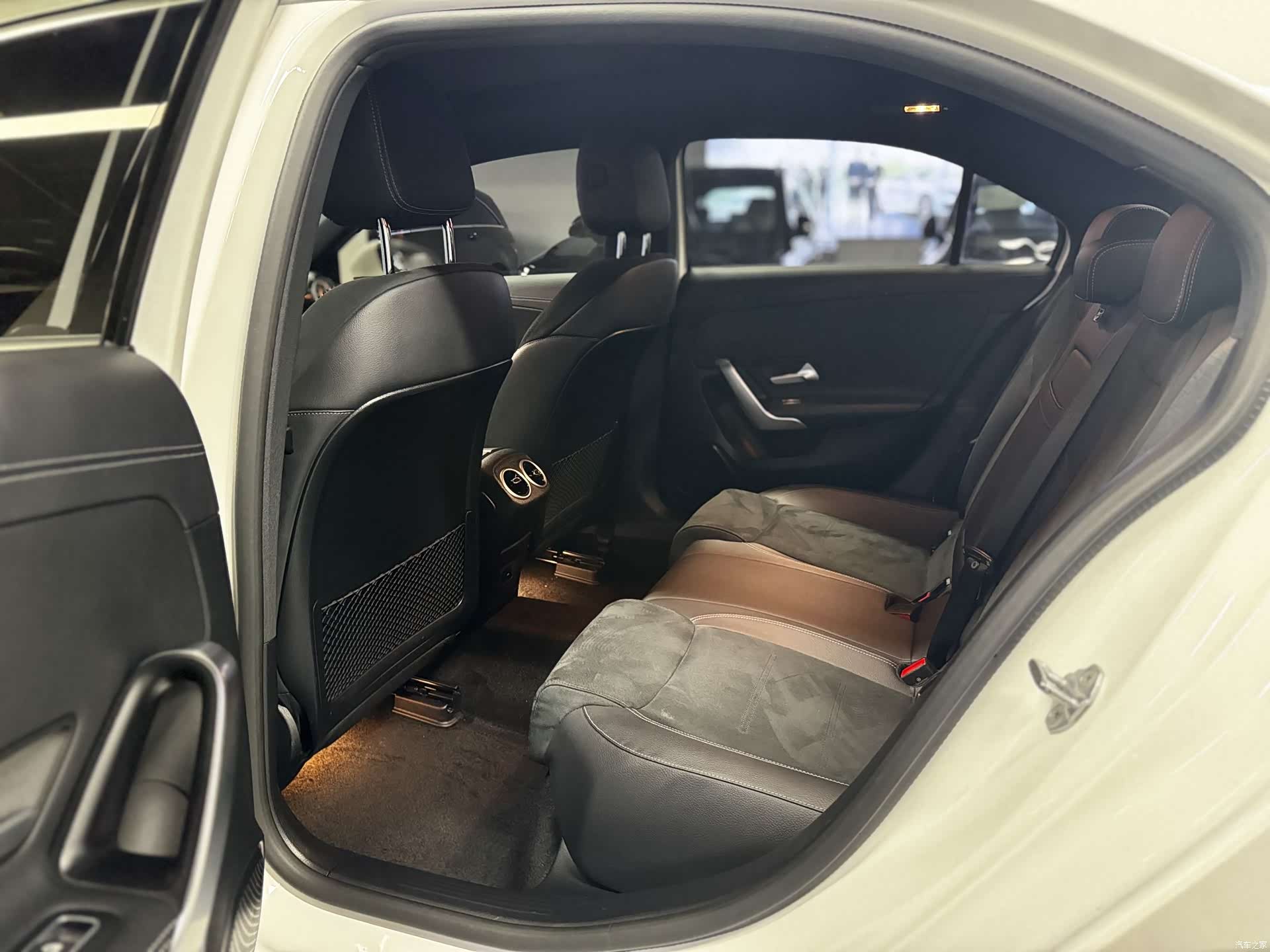 Mercedes-Benz A-Class, 2023 14