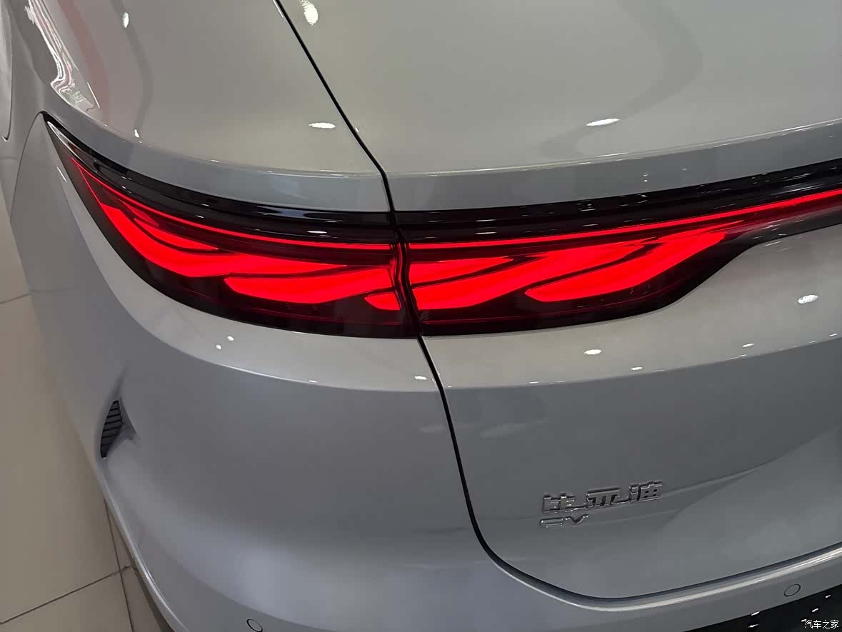 BYD Han, 2025 все фото