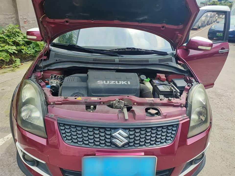 Suzuki Swift Suzuki Swift