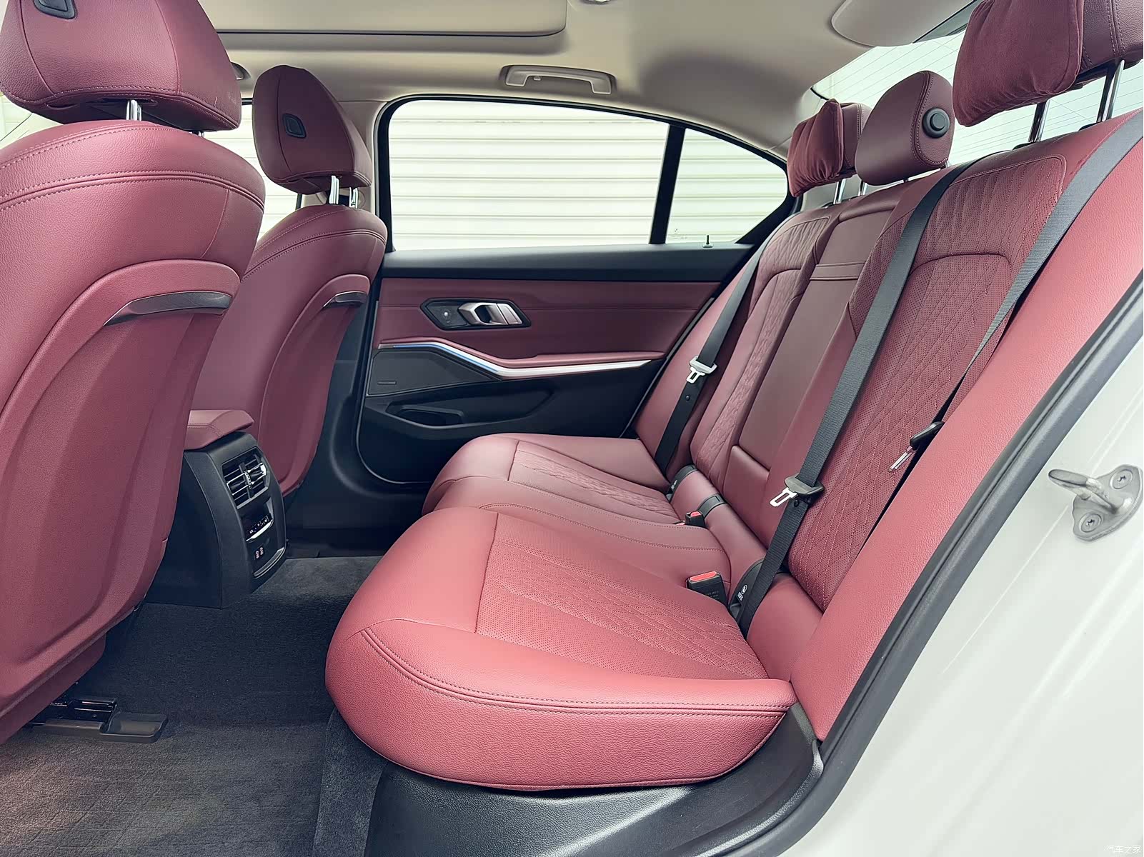 BMW i3, 2025 8