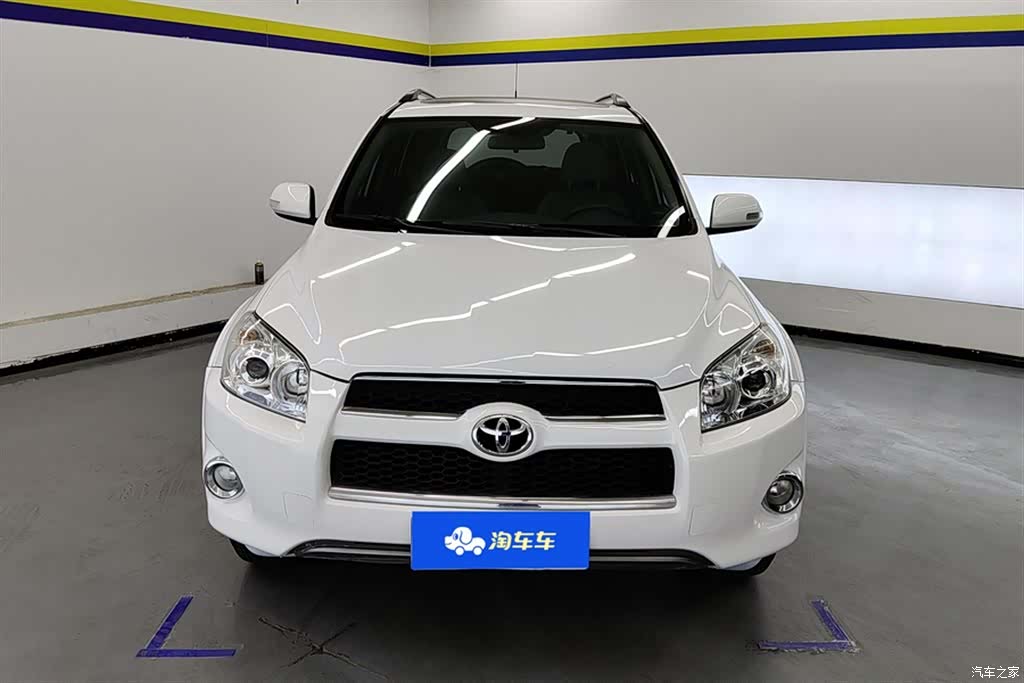Toyota RAV4, 2011 2