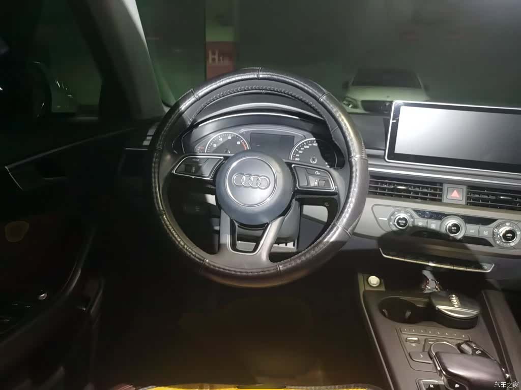 Audi A4L, 2017 3